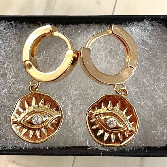 South Moon Under Jewelry - Evil Eye Huggie Charm Earrings (South Moon Under)